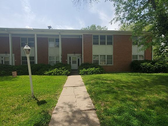 2nd image of 2708 34th St #10