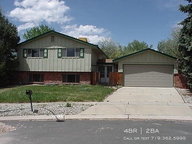 1st image of 1422 Martin Dr