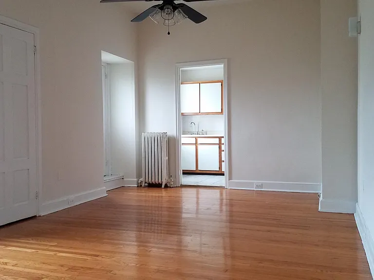 4116 Spruce St #4R — Photo 14