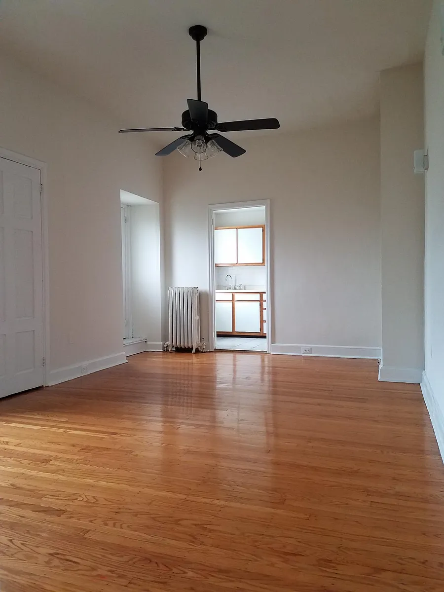 Building Photo - 4116 Spruce St #4R