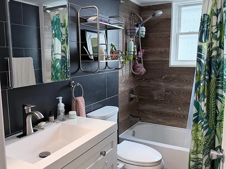 31 Clark St #1 — Photo 10