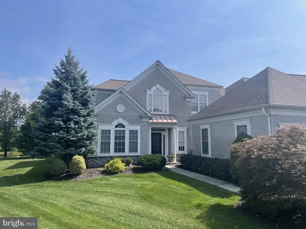 239 Goldenrod Dr, Lansdale, PA 19446