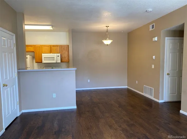 905 S Zeno Way S Bldg 905 #108, Aurora, CO 80017