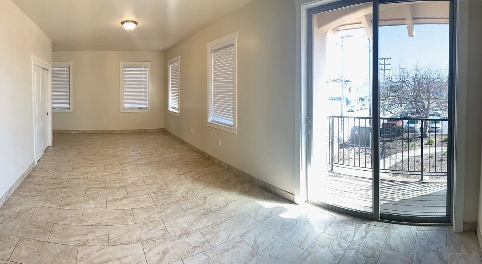 401 Monterey St — Photo 4