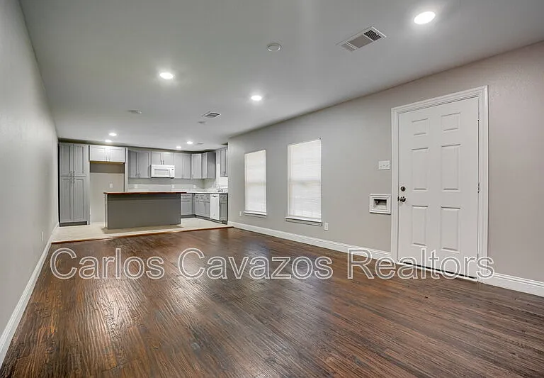 3402 Lawnview Main House Dallas Ter #MAIN HOUSE — Photo 3
