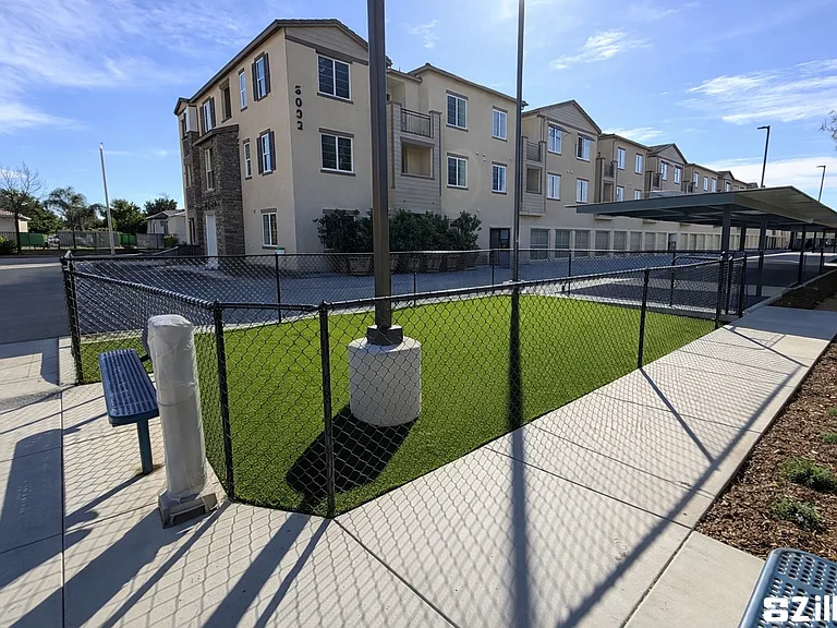 Gallery Park Apartments — Photo 25