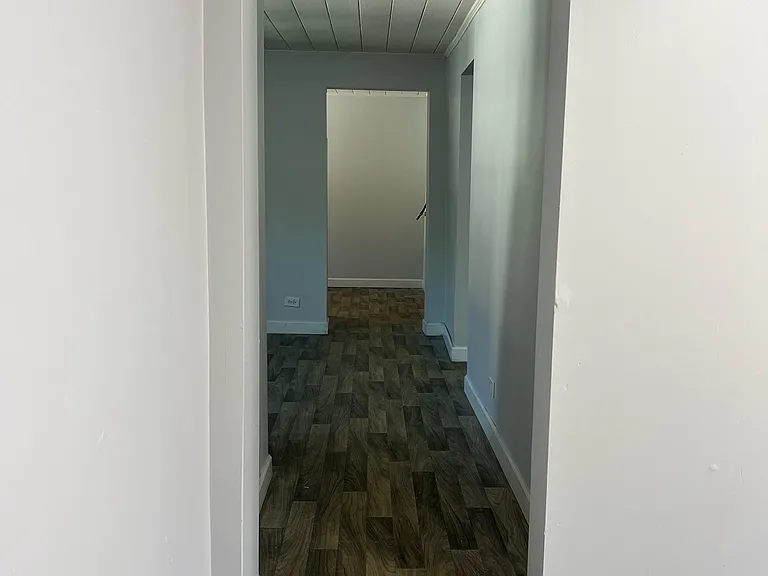 406 8th Ave S #3 — Photo 3
