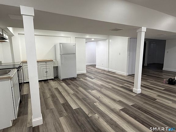 3rd image of 96 Neill Dr