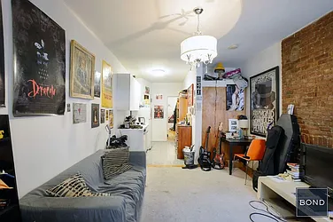 Rented by Bond New York