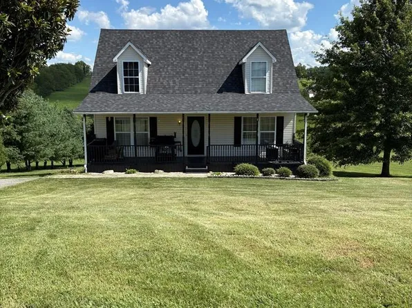 625 Wythe View Dr, Wytheville, VA 24382