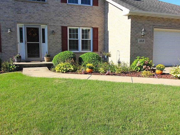 3rd image of 1818 Ledgeview Rd