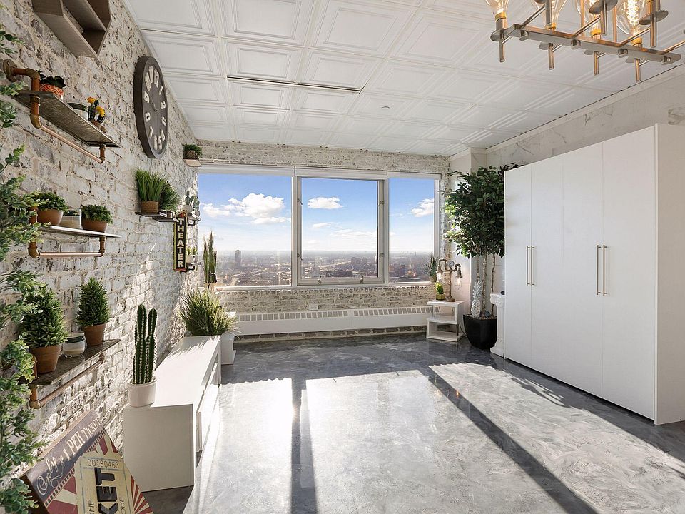 1st image of 431 7th St S #2614