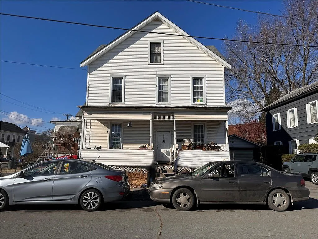 16 1st Street photo 1