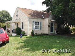 303 Grubert Ave, Staunton, VA 24401