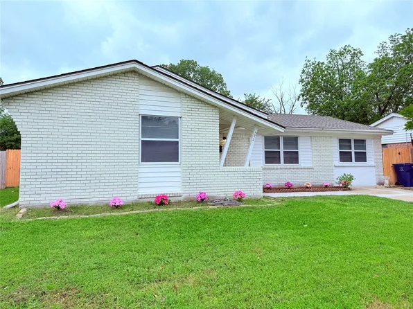 522 Milky Way, Garland, TX 75040