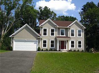 4 Kings Way, Rochester, NY 14624