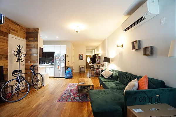 Rented by Rennit Inc. | media 62