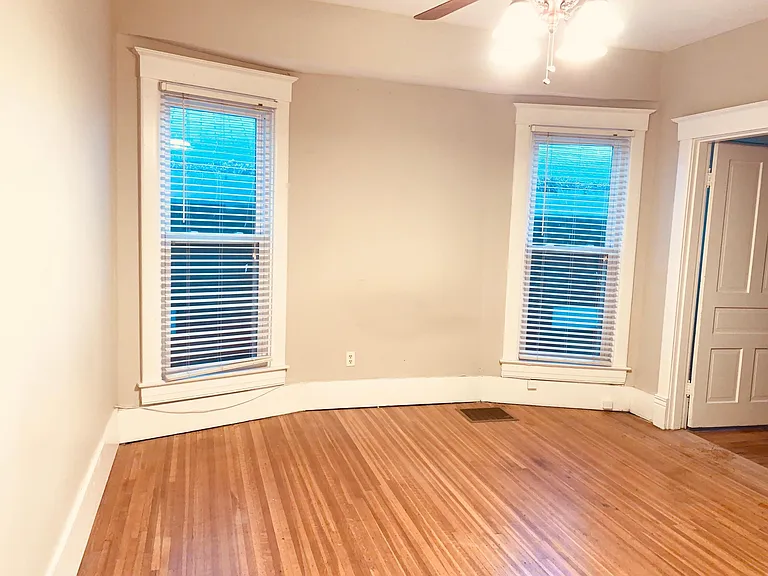 1646 Beechwood Ave #3 — Photo 4