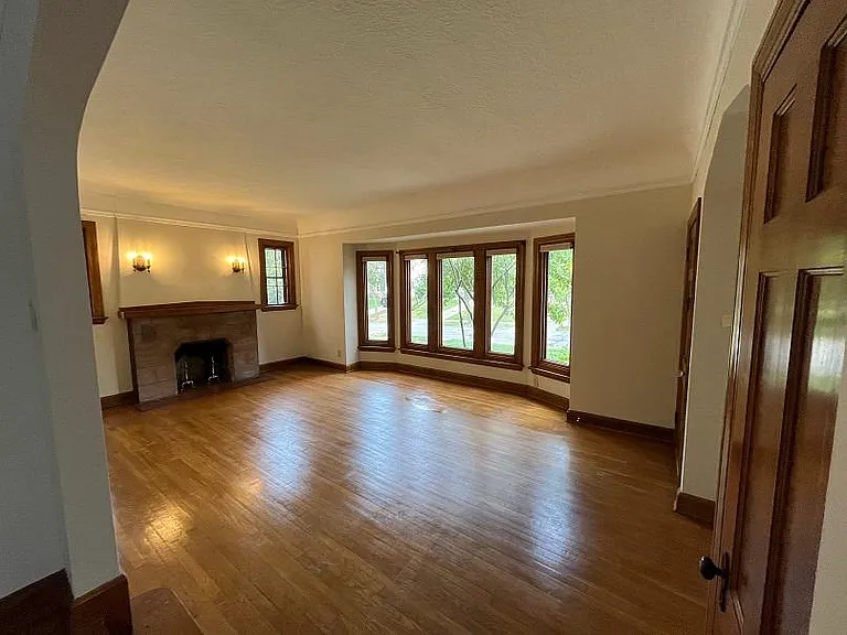 3634 Winchell Rd — Photo 2