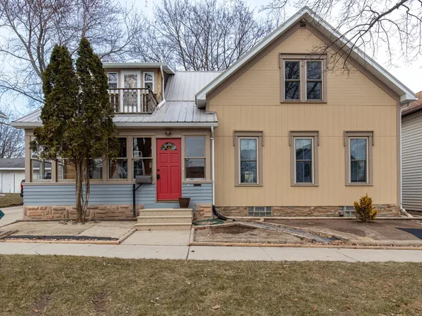 108 W 6th St, Kaukauna, WI 54130