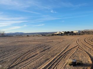 14393 E White Dr, Dewey, AZ 86327