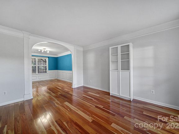 4th image of 13938 Kings Carriage Ln