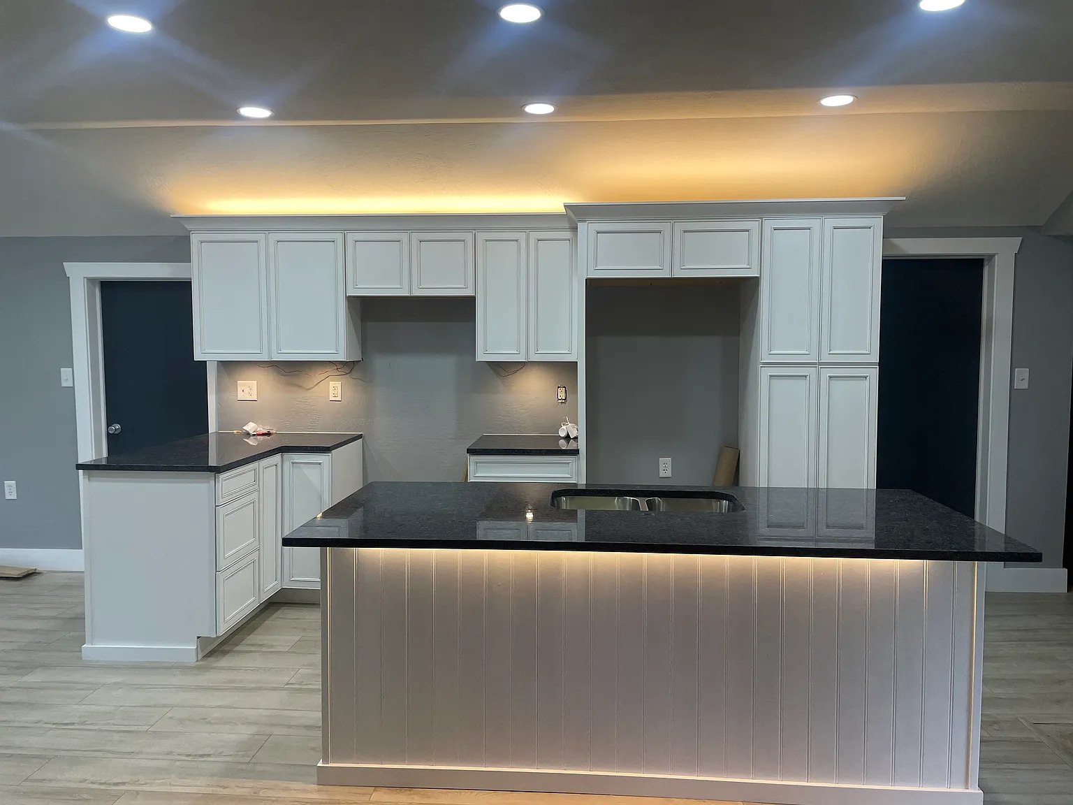 2 bed, 1000 sqft, $1,400 — Photo 2