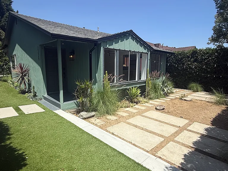 2229 Berkeley Ave — Photo 1