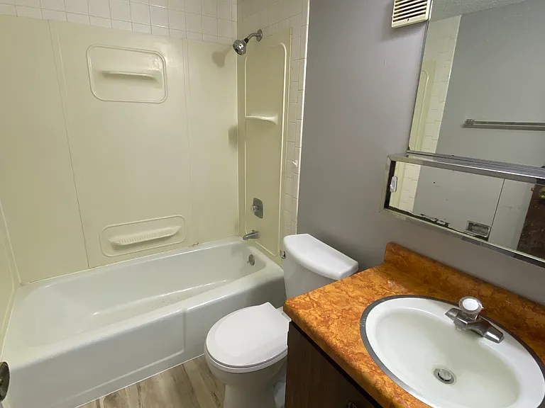 2227 A St #7 — Photo 9