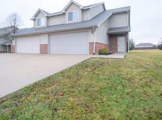 5123 Alpine Ridge Dr, Columbia, MO 65202