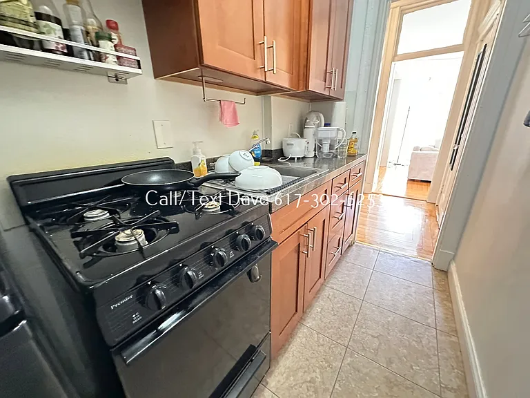 1822 Beacon St #1 — Photo 7