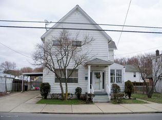 389 N Main St, Pittston, PA 18640