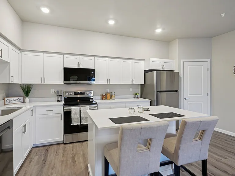 Tahoma Terrace Apartments — Photo 95