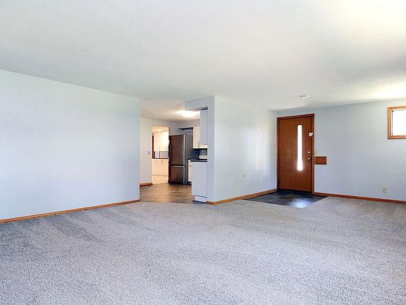 2nd image of 2504 27th Ave NE