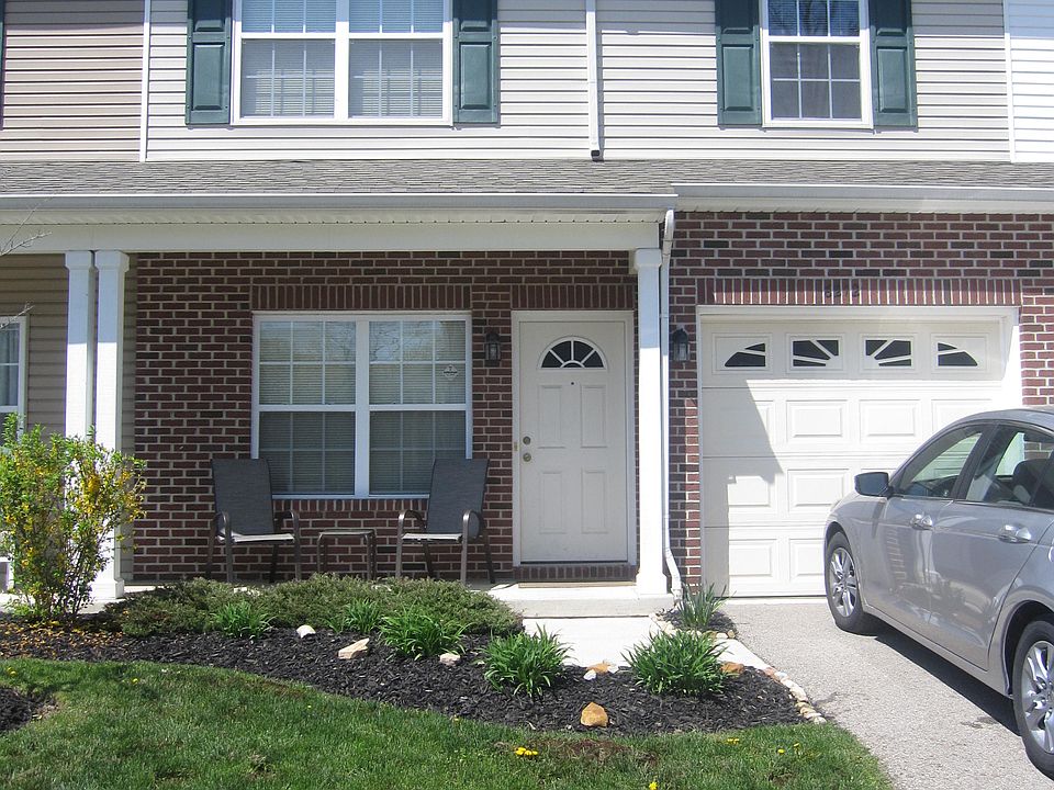 1st image of 6212 Brassie Ave