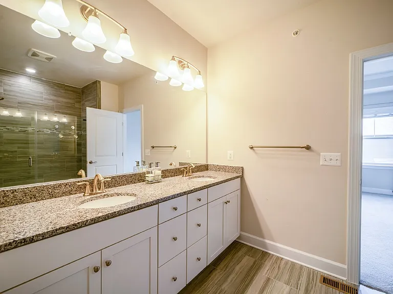 20656 River Liffey Ter — Photo 35