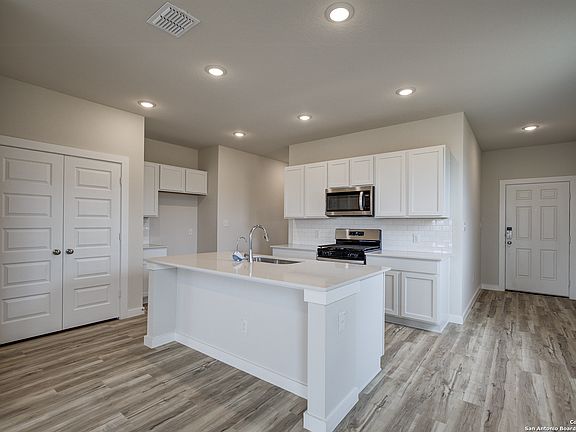 3rd image of 5711 Quartz Terrace