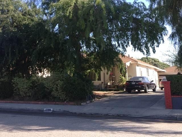 1st image of 3724 Kenmore Ave