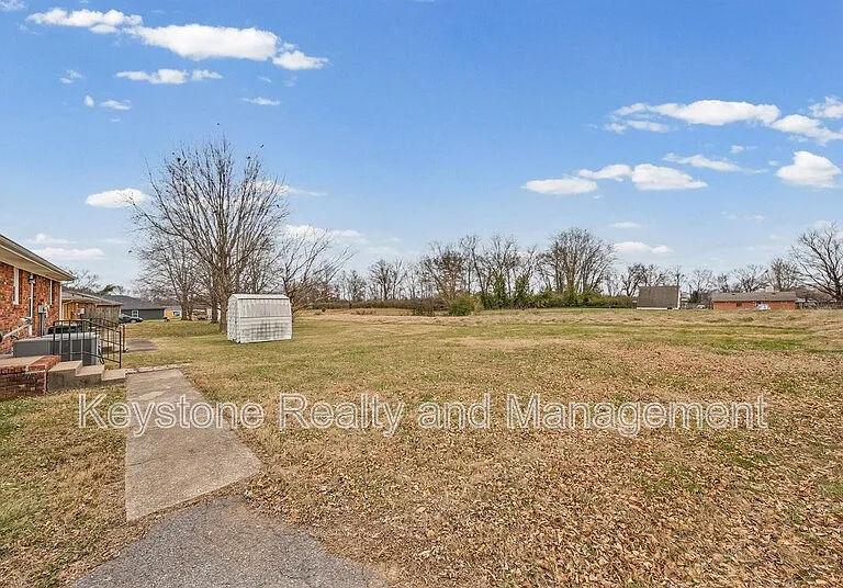 109 Holley Dr #B — Photo 11