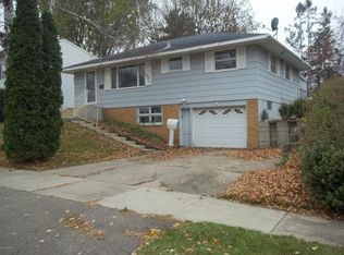 2521 23rd Ave NW, Rochester, MN 55901