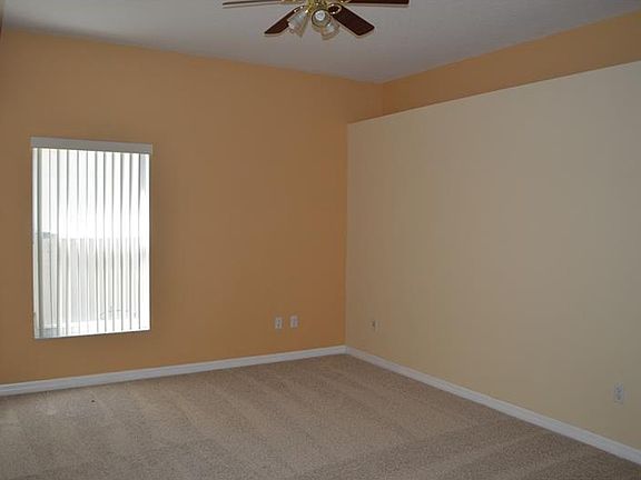 5th image of 10114 Marsh Pine Cir
