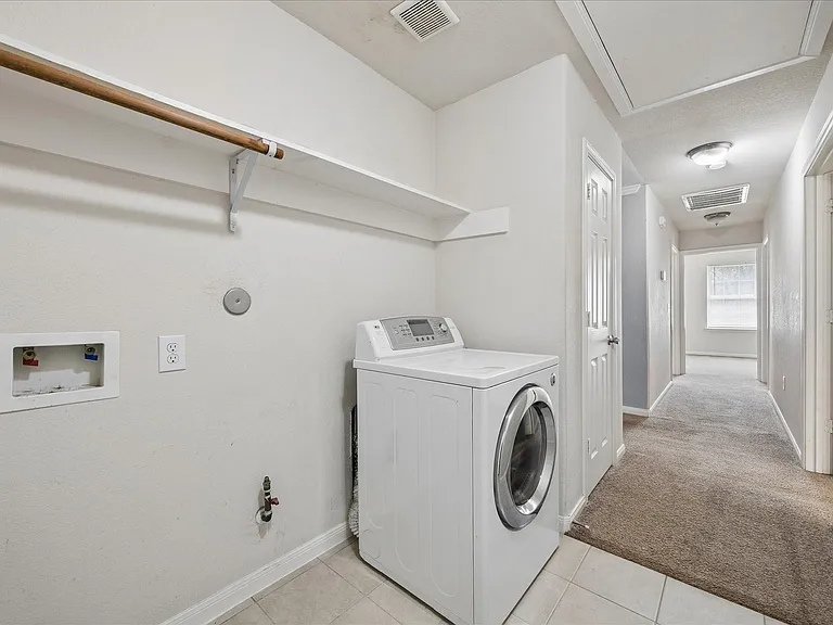 118 Tower Dr — Photo 14