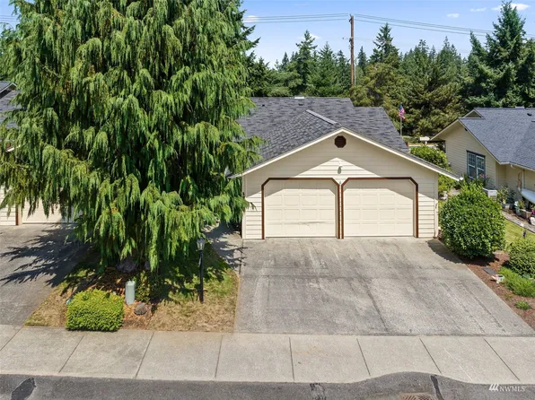 121 Robert Frost Drive, Centralia, WA 98531