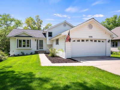 1131 Hart Rd, Batavia, IL, 60510