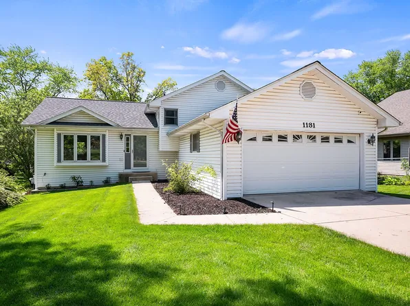 1131 Hart Rd, Batavia, IL 60510