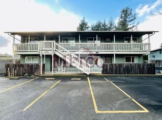 548 S 42nd St APT B, Springfield, OR 97478