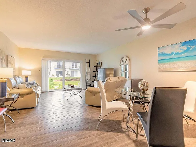 2750 Ocean Shore Blvd #19 — Photo 5