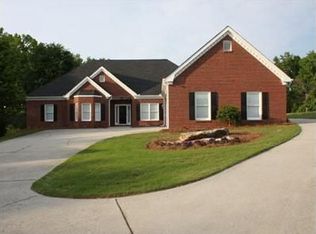 2915 Crystal Ridge Dr, Dacula, GA 30019