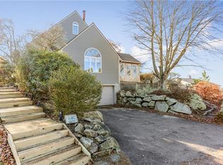 25 Salisbury St, Tiverton, RI 02878