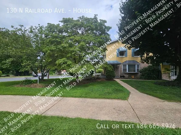 130 N Railroad St, Myerstown, PA 17067